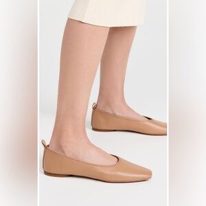 Vince Vivian Leather Ballet Flat Beige color Chai Size 7